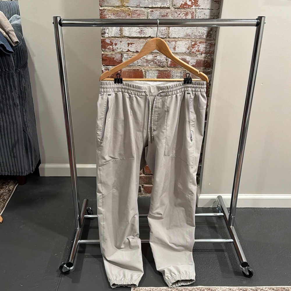Lululemon Joggers Men XL